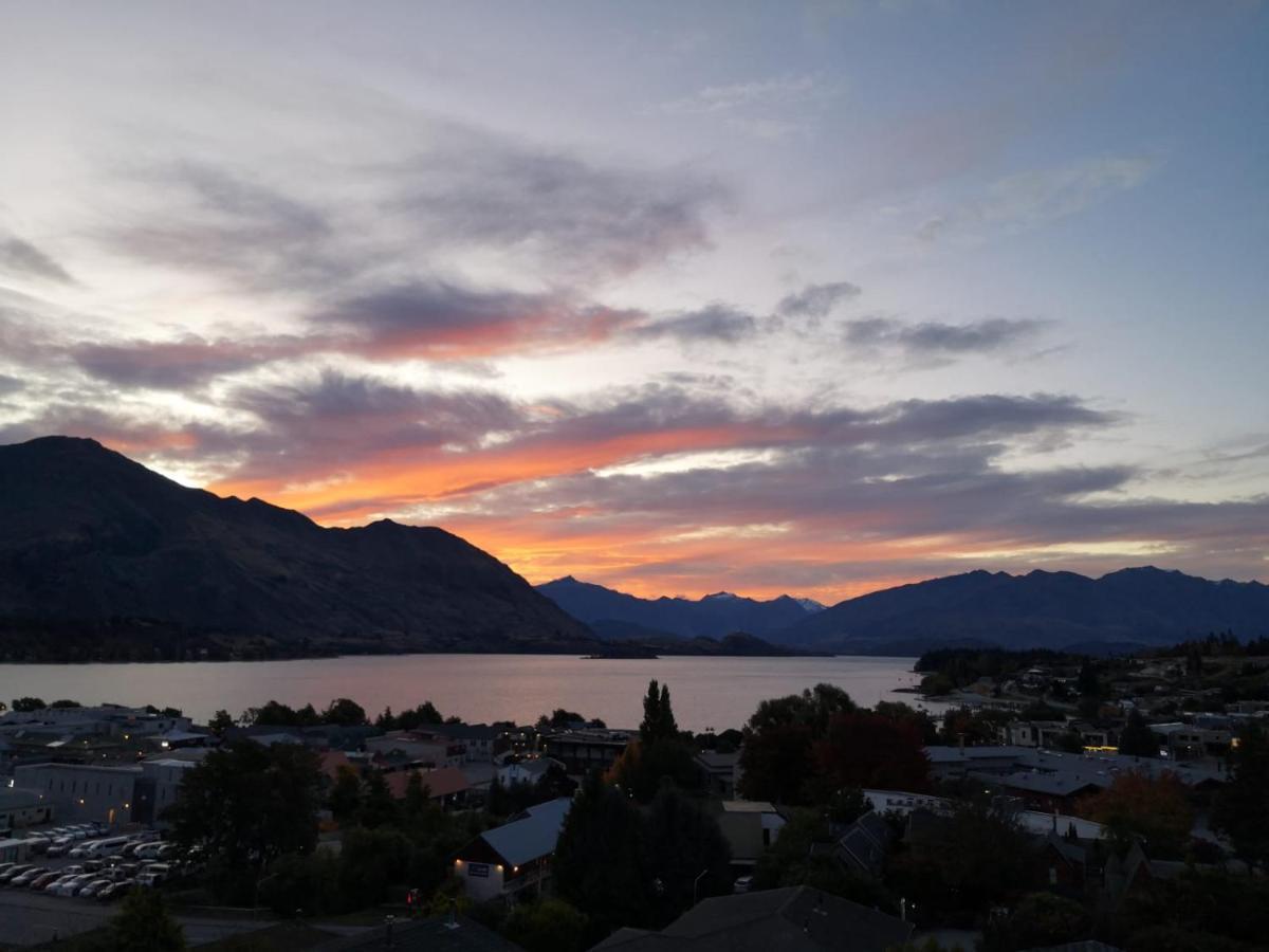 Mountain View Backpackers Hostel Wanaka Exterior photo